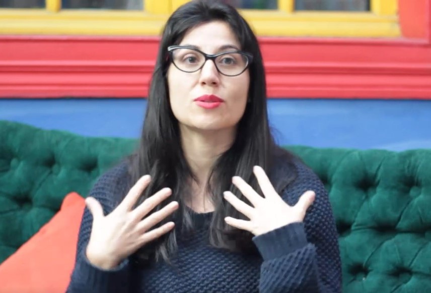 Carla Zúñiga: “Me gusta pensar en la puesta en escena mientras escribo”