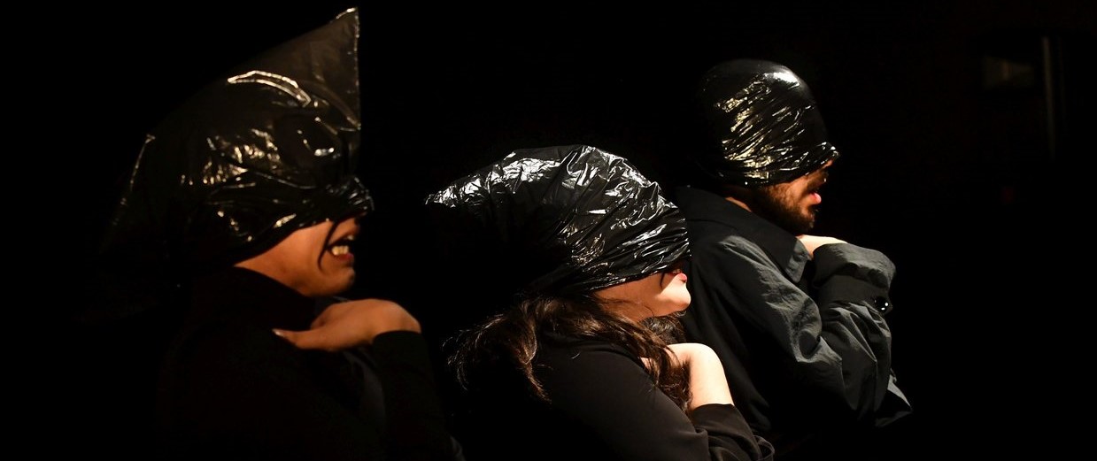 Punto ciego: Viaje sensorial de contornos indefinidos